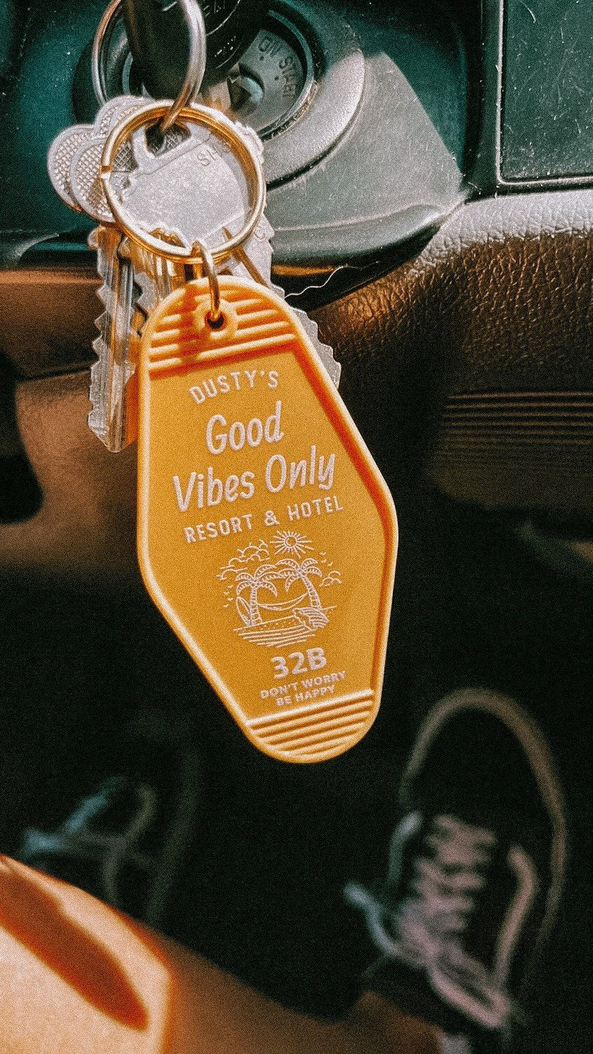 Good Vibes Only Resort & Hotel Keychain